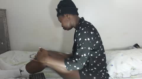 hornygal256 online show from December 1, 4:43 am