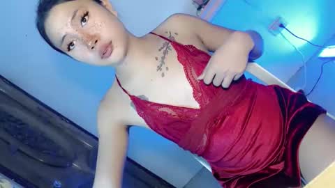 hornykylie047 online show from January 11, 5:35 am