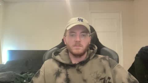Snapshot of hornymiker chatting on February 21, 2:06 pm hornymiker online show from February 21, 2:06 pm