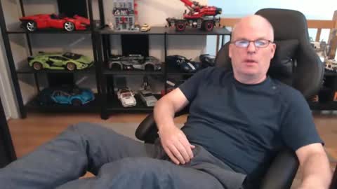 hornynthick70 online show from January 20, 9:11 pm