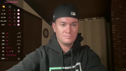 Hornytightboy89 online show from May 26, 12:39 am