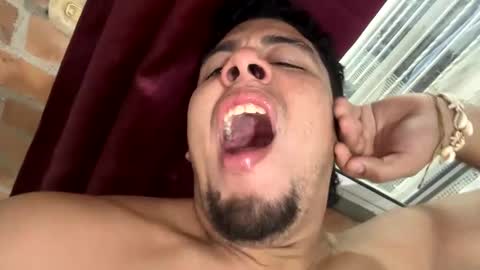 hot2512 online show from February 25, 2:25 am