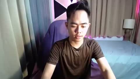 Rylle online show from November 17, 5:04 pm