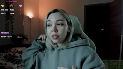   online show from October 13, 9:17 pm