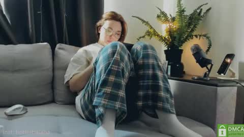   online show from February 27, 11:28 am