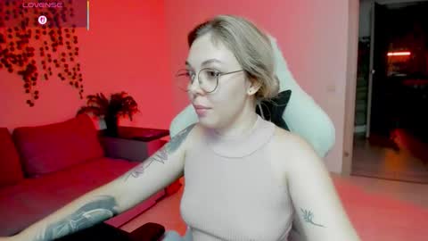   online show from November 10, 4:10 pm