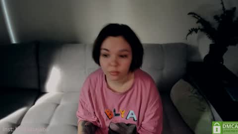   online show from March 6, 11:25 am