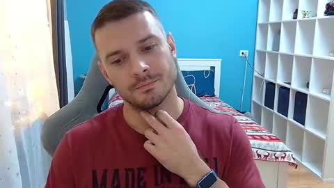 hot_cap_77 online show from December 14, 3:29 pm