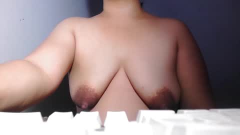 Snapshot of hot_clit28 chatting on October 10, 11:49 am ana online show from October 10, 11:49 am