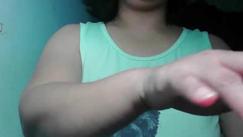 Snapshot of hot_clit28 chatting on January 30, 2:06 am ana online show from January 30, 2:06 am