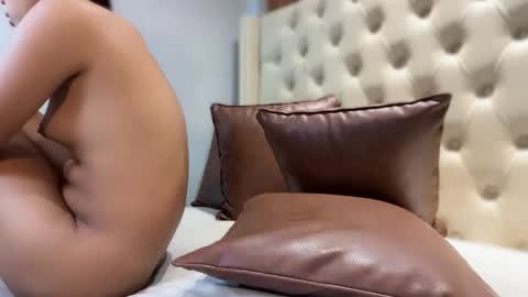    online show from April 16, 6:52 pm