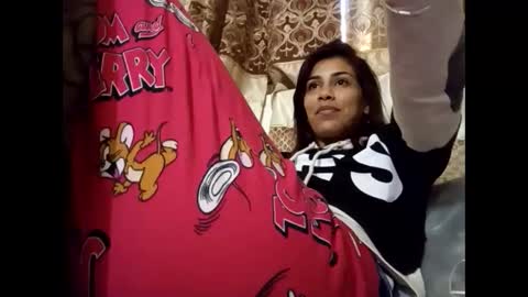 Hot falling devil online show from November 21, 10:35 am