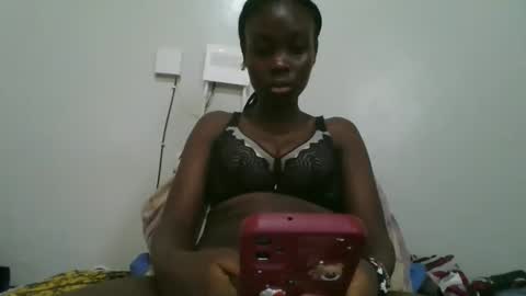 hot_gaal9 online show from January 19, 9:41 am