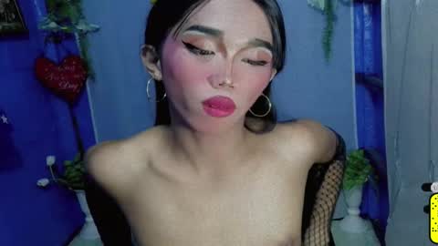 Khianna online show from February 23, 5:59 pm