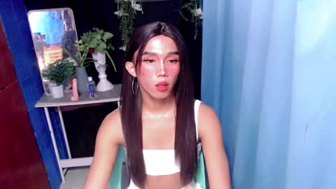 Khianna online show from February 9, 10:23 pm