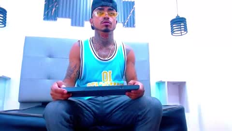 SEXY COUPLE  online show from January 8, 12:22 pm