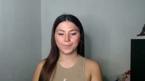 Nikki  online show from April 12, 3:05 pm