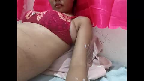 hot_quin11 online show from December 23, 10:10 am