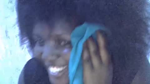 RAYLAH online show from April 18, 4:42 pm