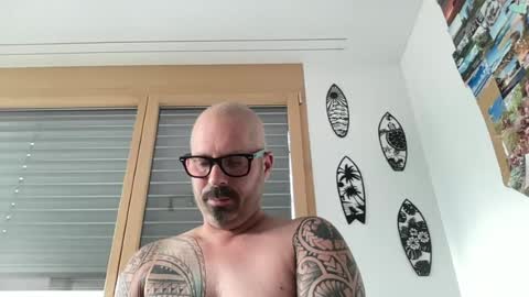 letmedoo2 online show from July 6, 9:39 am