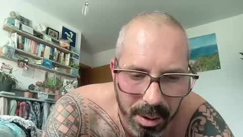 letmedoo2 online show from July 18, 3:03 pm