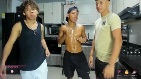 Vanesa Oliver and Andrew online show from October 8, 11:43 pm