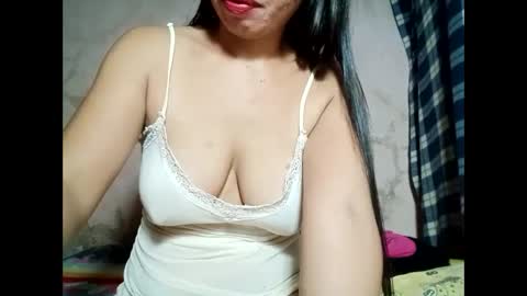 hot_warrios247 online show from February 23, 12:30 am