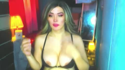 T A N Y A online show from November 16, 2:35 am