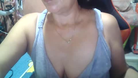 hotbetty_45 online show from February 22, 9:56 am