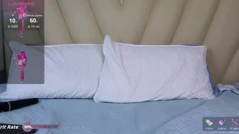 hotboy21_ online show from November 30, 5:47 am