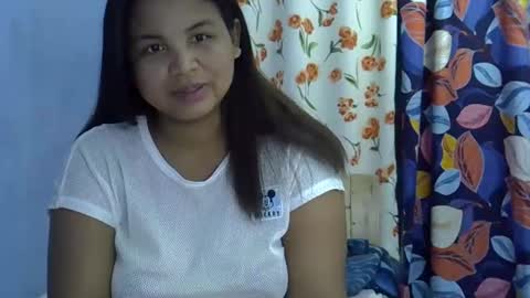 Snapshot of hotcelici chatting on October 22, 10:18 am hotcelici online show from October 22, 10:18 am
