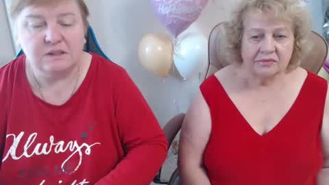 Snapshot of hotfiremommy chatting on October 21, 7:57 am LimonkaFire online show from October 21, 7:57 am