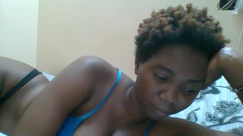 Queen online show from November 9, 7:38 pm