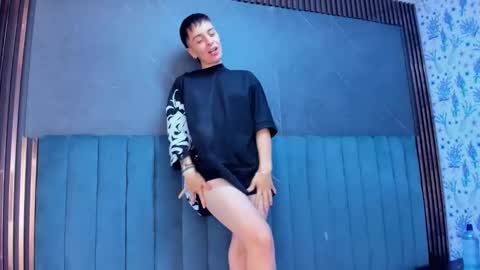 hannah online show from February 2, 2:31 am