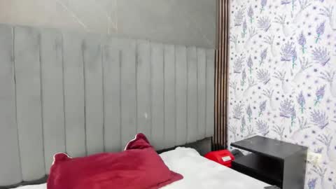 hannah online show from January 7, 1:54 am