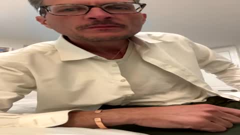 hothorneydaddy1974 online show from May 3, 3:01 am