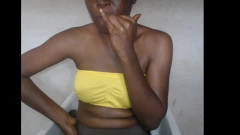 hotjessie0 online show from November 17, 7:22 am