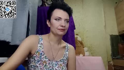 hotmamaqueen234 online show from March 21, 9:30 pm