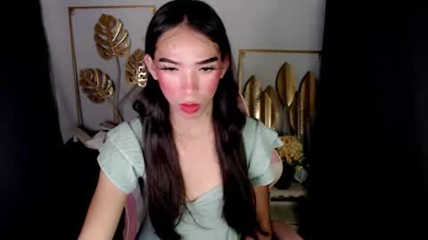 HI its me youre lovely MICHAELA  online show from April 20, 10:18 am