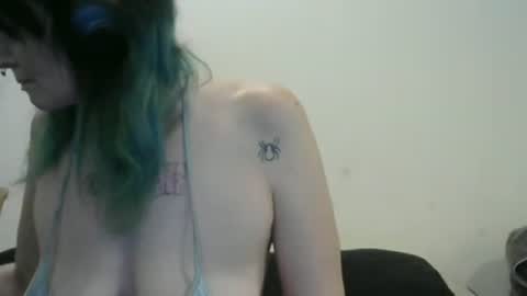 hotmodel1984 online show from March 10, 6:56 pm