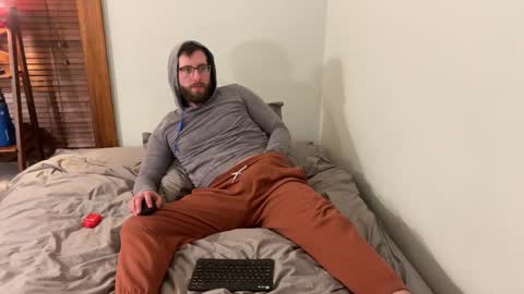 Snapshot of hotmplspunk chatting on February 12, 10:14 am Jared online show from February 12, 10:14 am