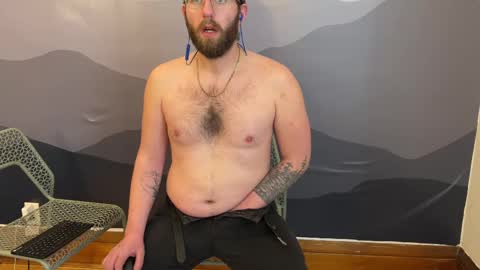 Snapshot of hotmplspunk chatting on March 3, 9:37 pm Jared online show from March 3, 9:37 pm