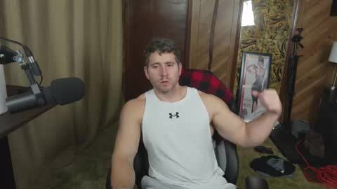 hotmuscles6t9 online show from December 1, 2:31 am