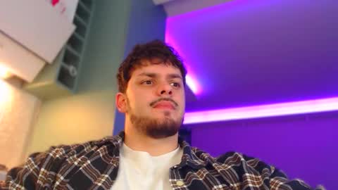 Snapshot of hotpolishsausage chatting on October 1, 3:16 am Jason online show from October 1, 3:16 am