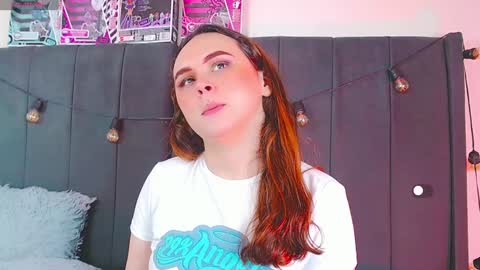 LINDADAYANA  online show from February 9, 1:00 am