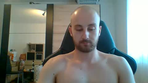 hotswissboy98 online show from June 29, 5:45 pm