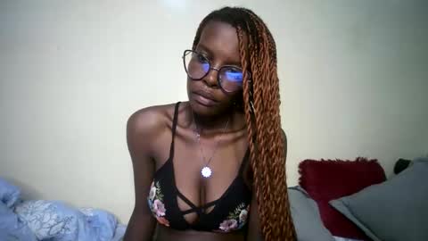 hott_asss online show from May 21, 2:07 am