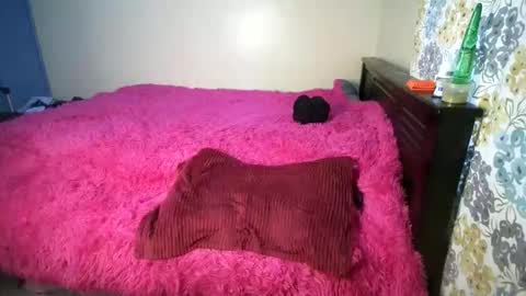 hott_asss online show from May 31, 1:10 pm