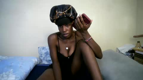 hott_asss online show from May 25, 4:07 am