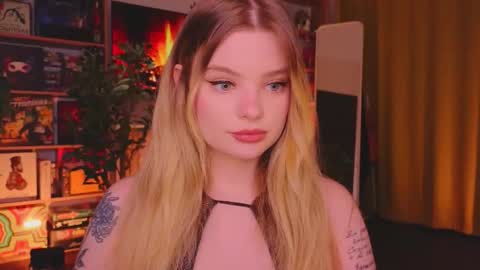 Snapshot of hottie_jane chatting on October 3, 7:33 pm Jane online show from October 3, 7:33 pm